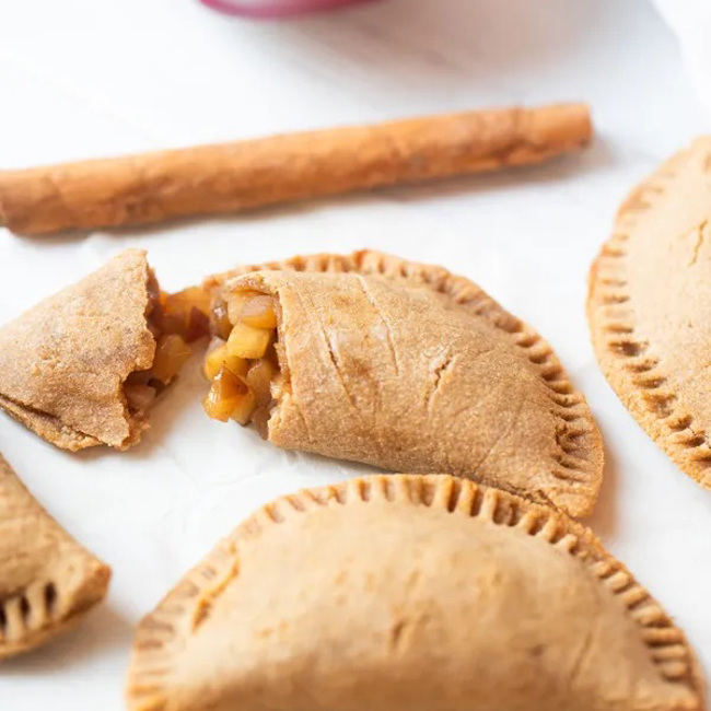 Apple Cinnamon Hand Pies