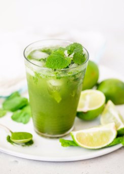 Barley Grass Juice Mojito
