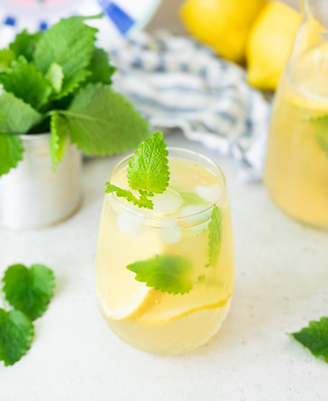 Lemon Balm Iced Tea