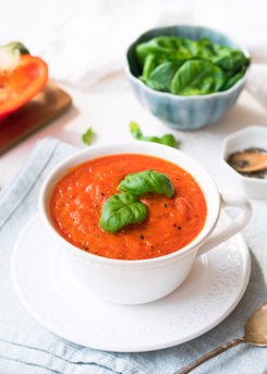 Roasted Red Pepper & Tomato Soup