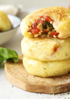 Tomato & Olive Pockets 